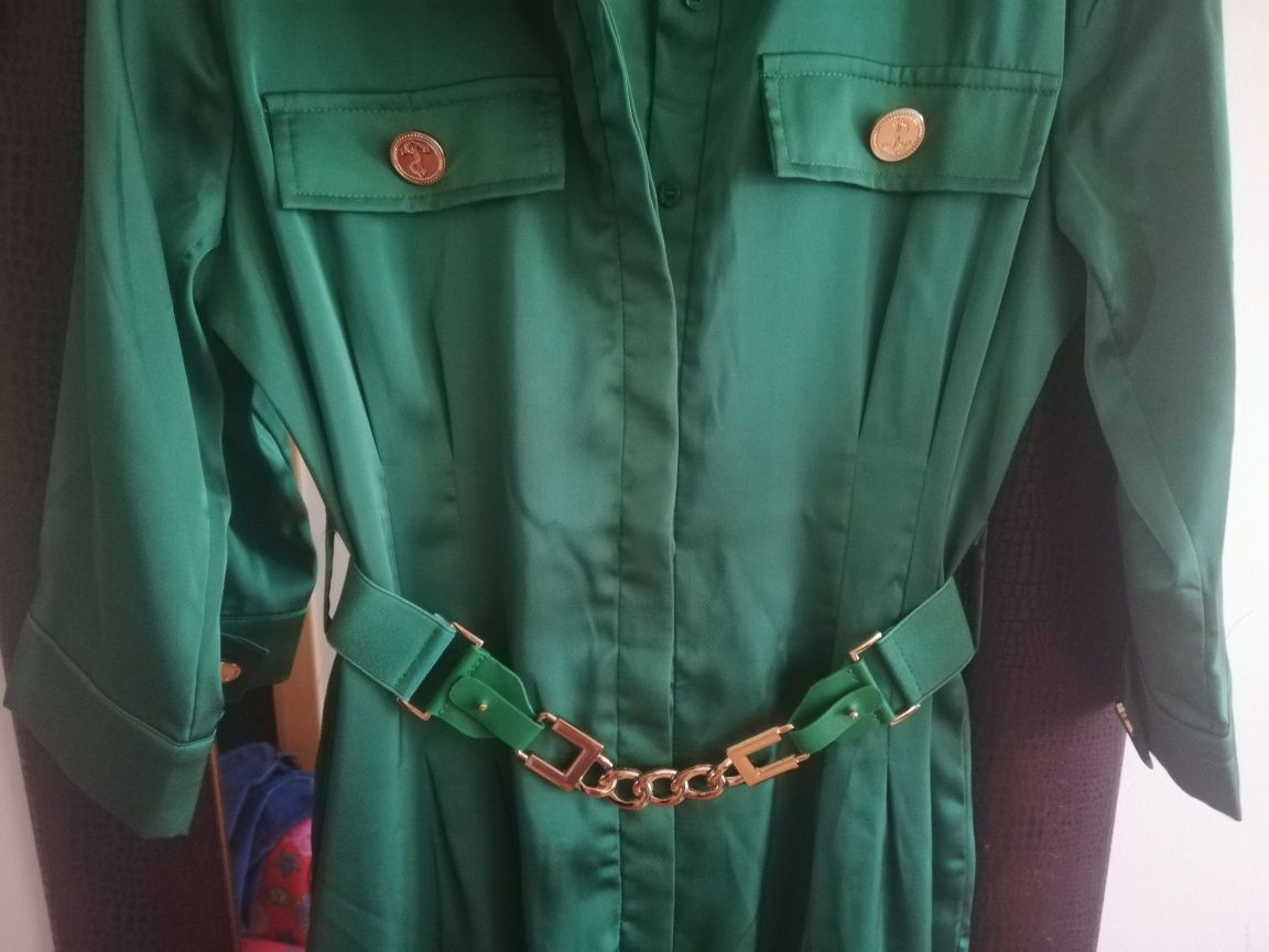 Macacão acetinado