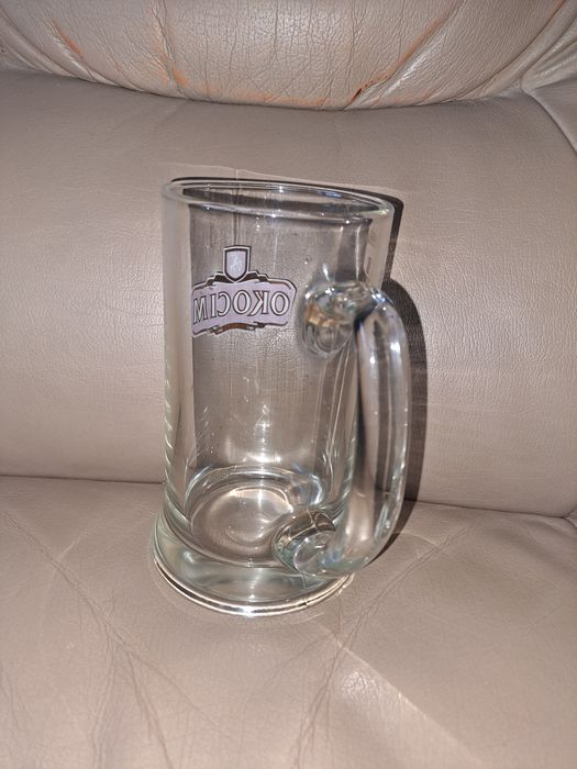 Nowy szklany kufel,kufelek do piwa. Pojemność 0,5 litra.