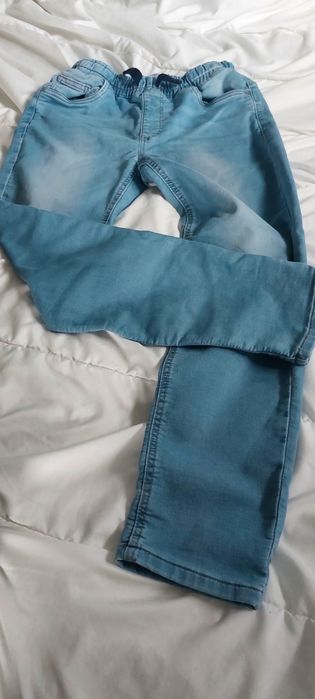 Jeansy reserved joggery 158 chłopięce niebieskie