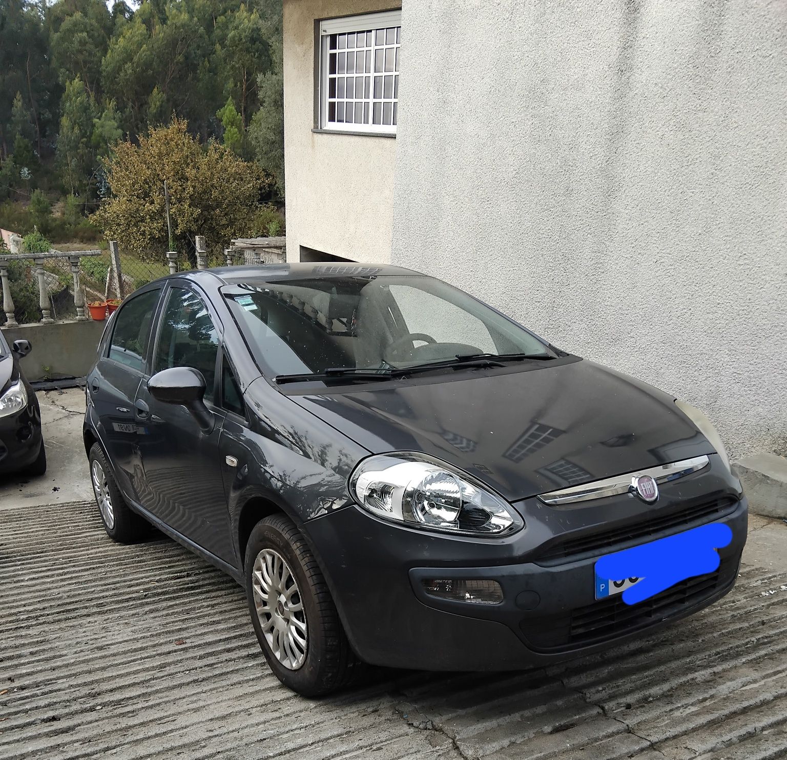 vendo Fiat punto evo 1.2 de 2011 salvado acidentado