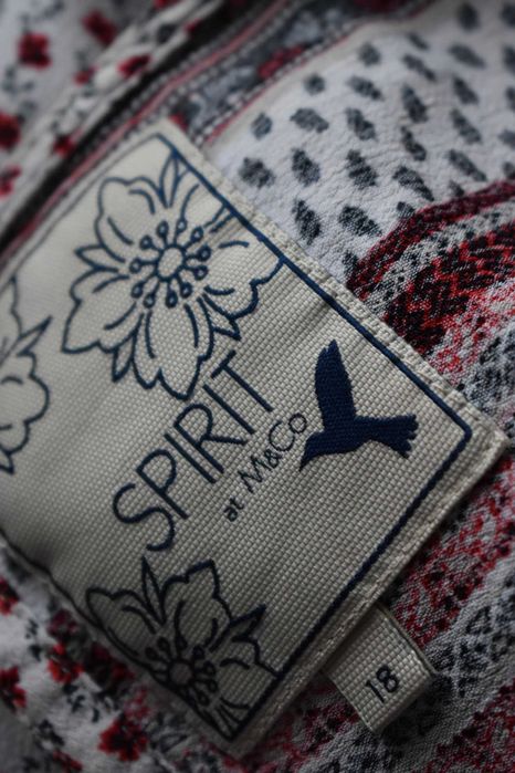 Bluzka 46 3XL koszulka z krótkim rękawem wzorzysta odkryte ramiona