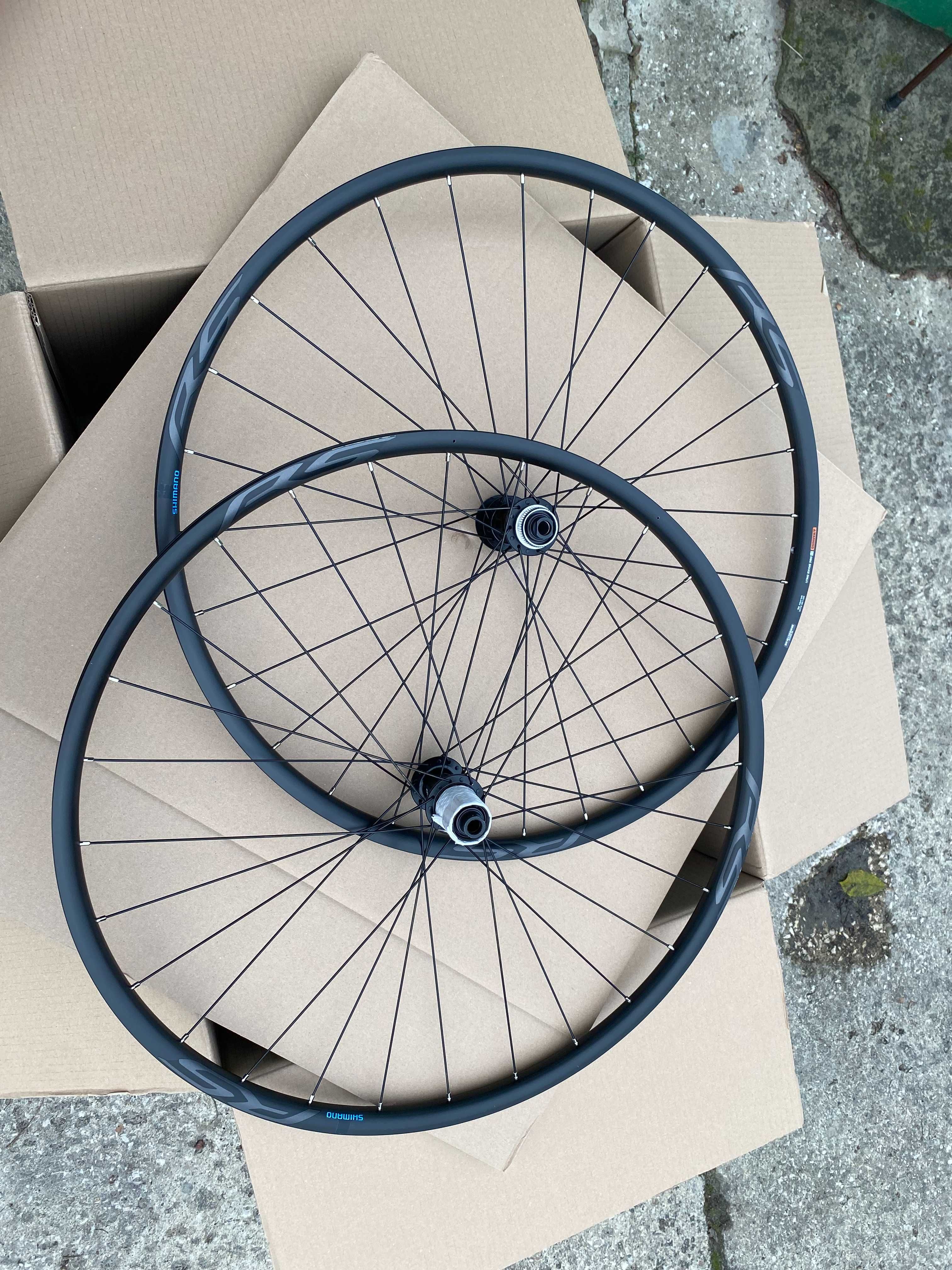 Koła szosowe gravelowe Shimano WH-RS171 DISC 100x12 / 142x12 28H nowe