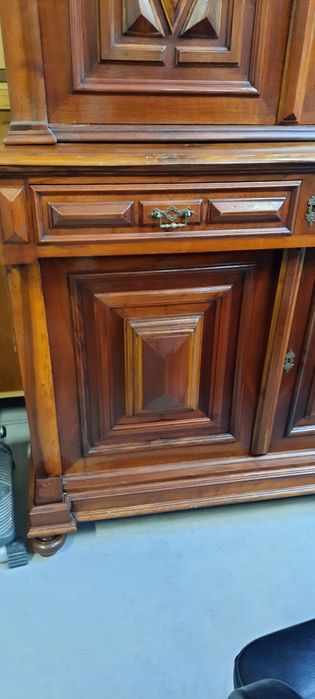 Drewniany kredensik  RATY