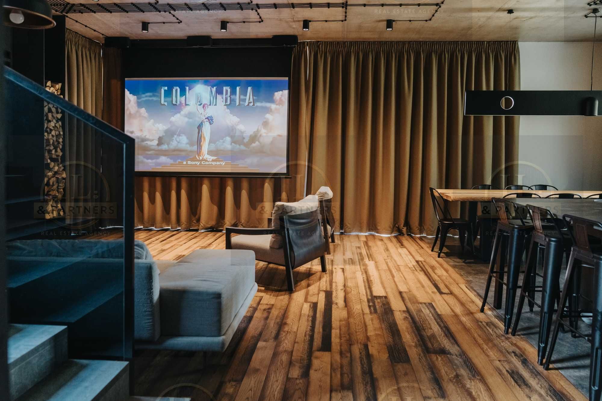 Продаж будинку Riviera Village 219m2 Перша лінія, Лебедівка,Київ 20хв