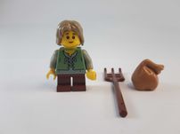 LEGO Castle wieśniak chłopak z akcesoriami