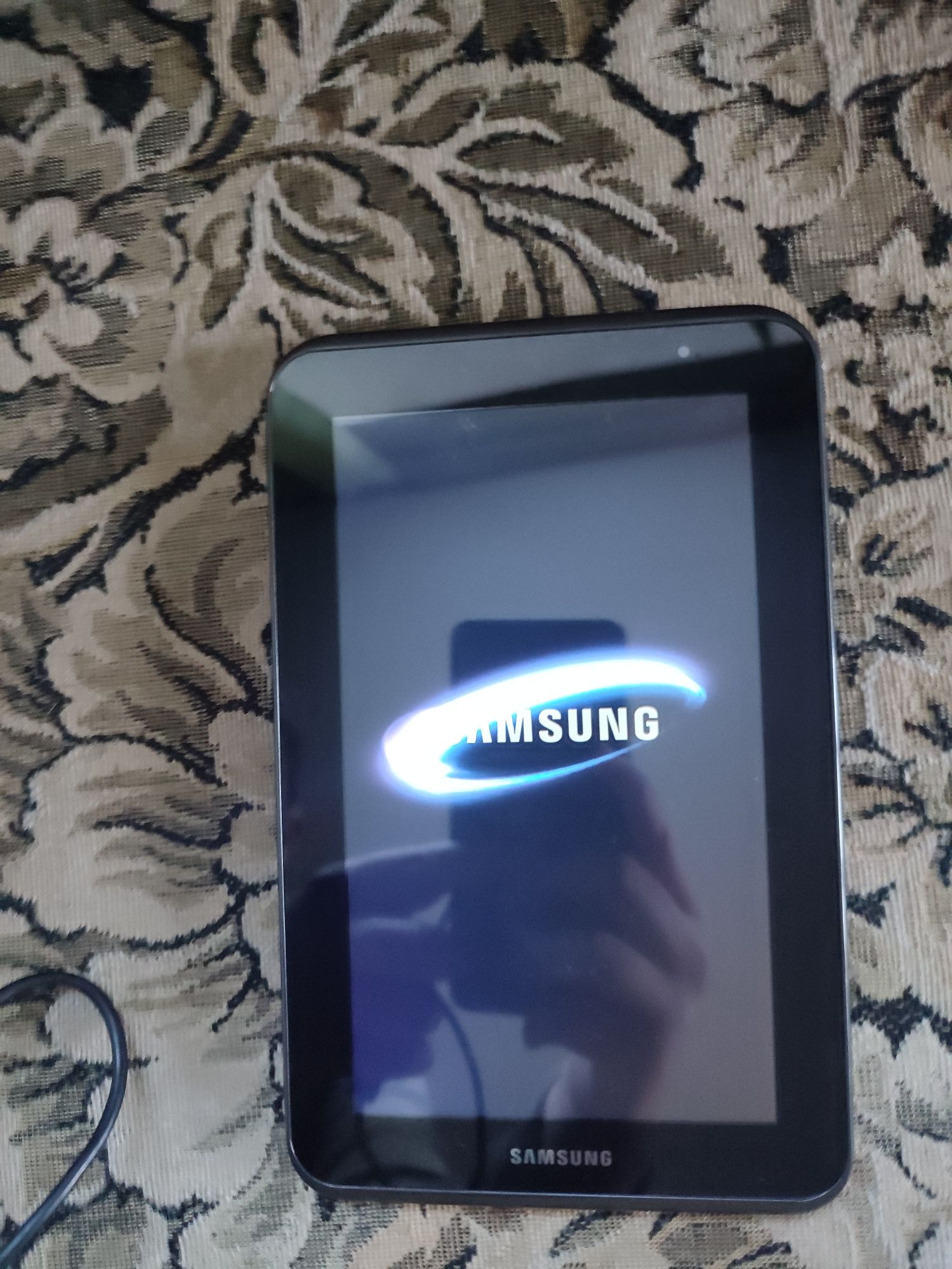 Samsung galaxy tab 7.0 +подарунок