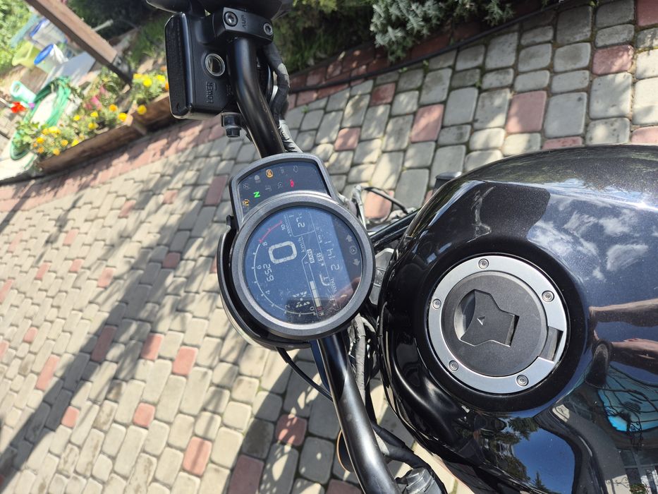Мотоцикл Honda rebel CMX 1100 автомат