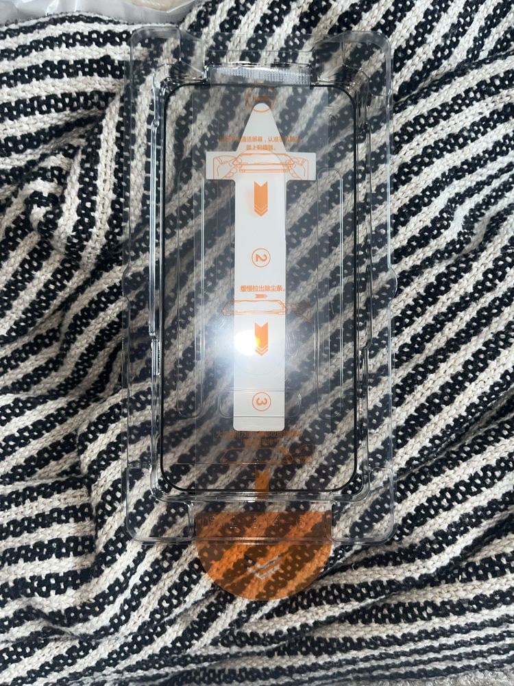 NOWE szkło hartowane do iphone 13/13PRO/14/16e