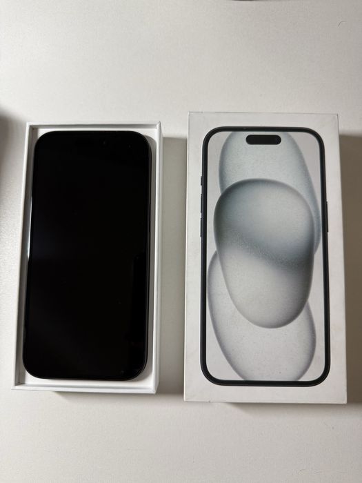Sprzedam Iphone 15  256gb