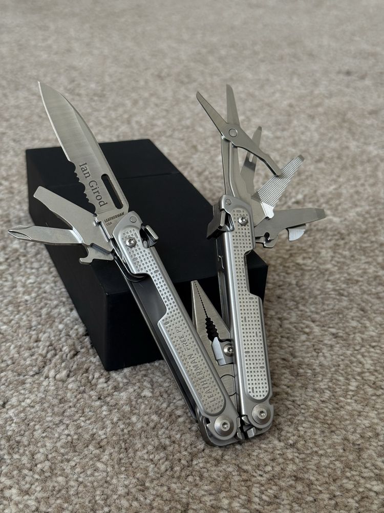 Multi Tool Leatherman Free P2 ручний інструмент
