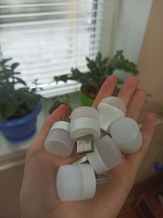 Маленькі лампочки від usb