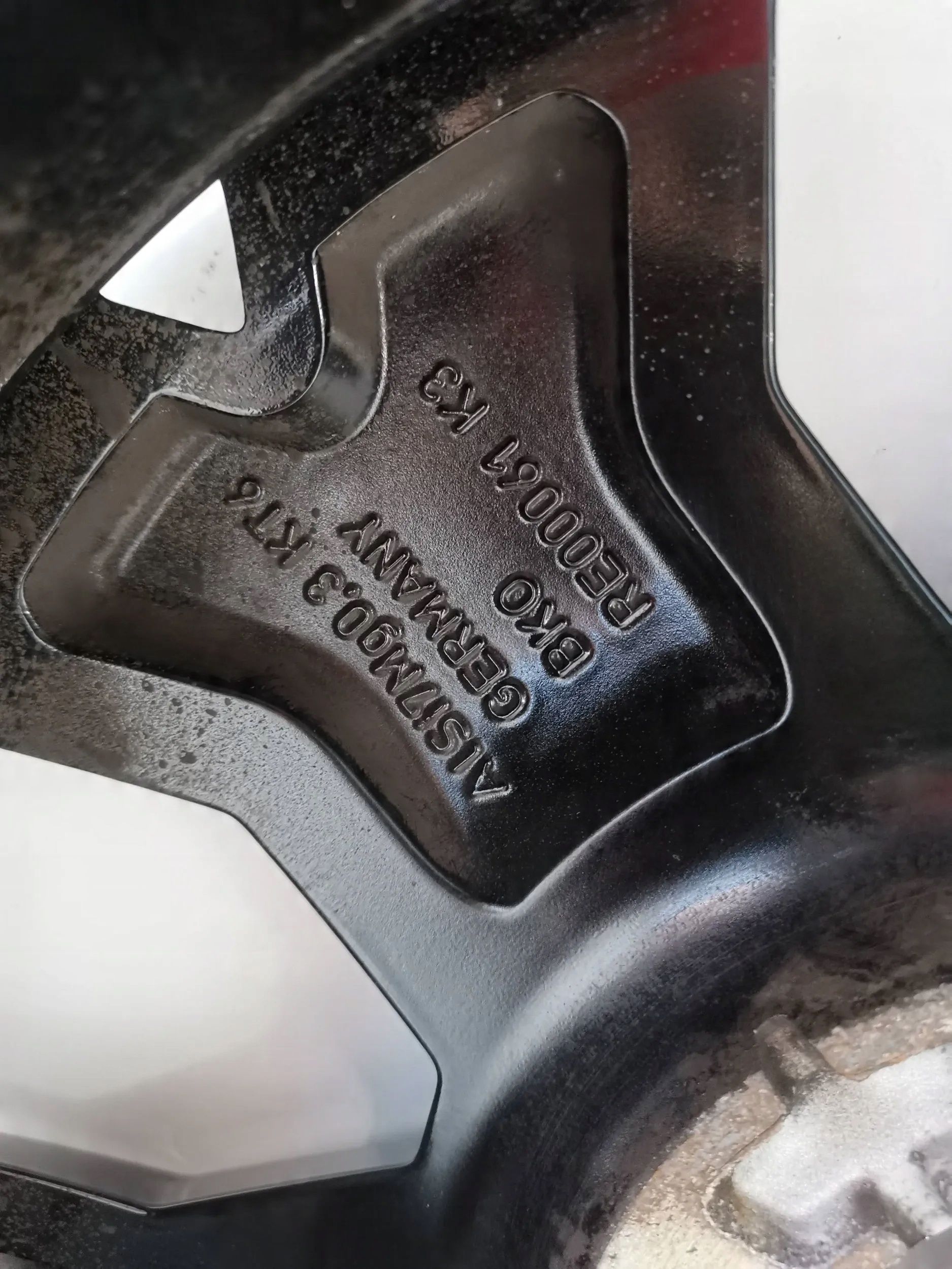 Dacia Duster 3 Iii 6.5JX17 ET50 Felga Aluminiowa Oryg !!