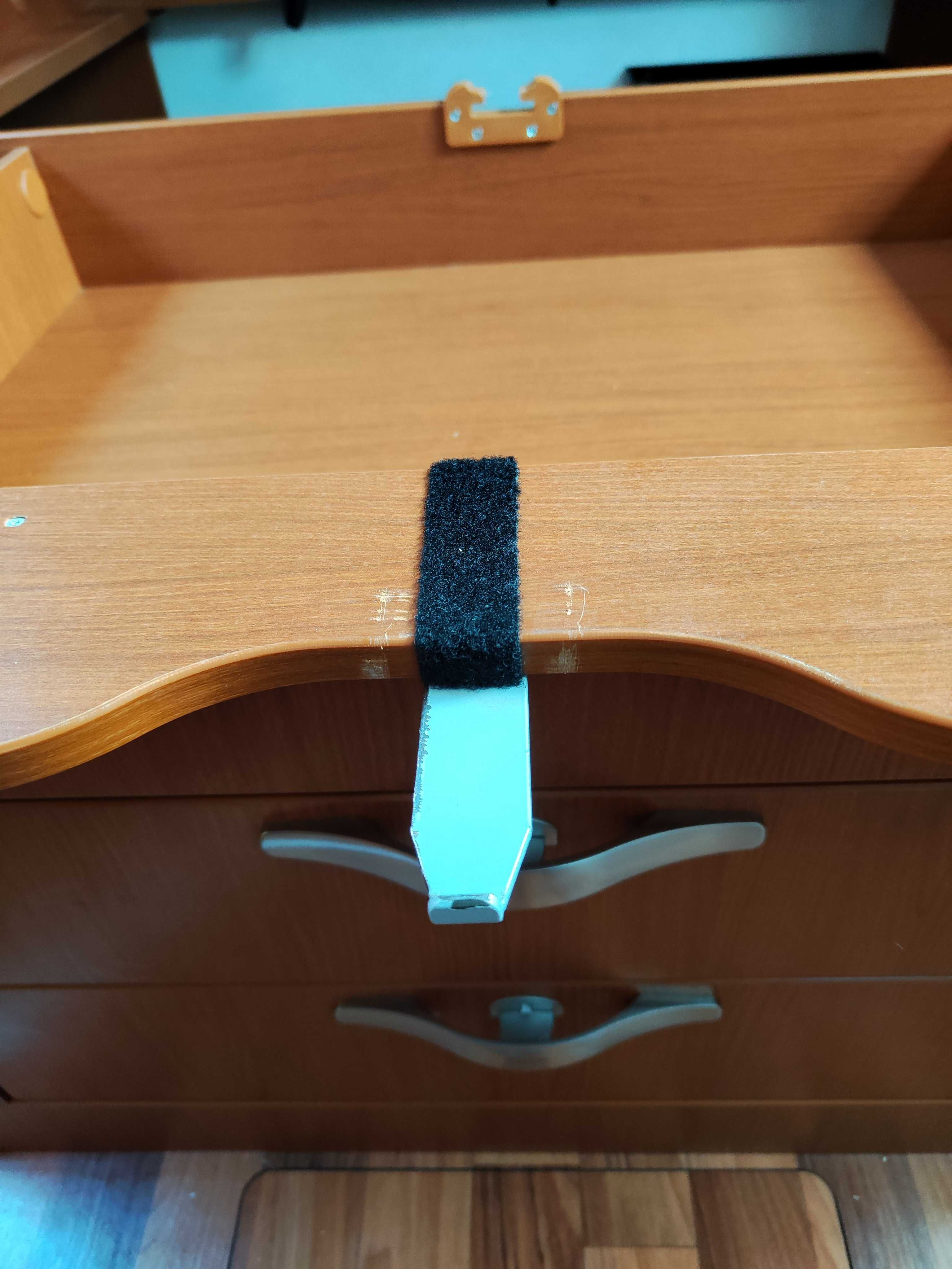 Stelaż łóżka do campera z materacem HYMER