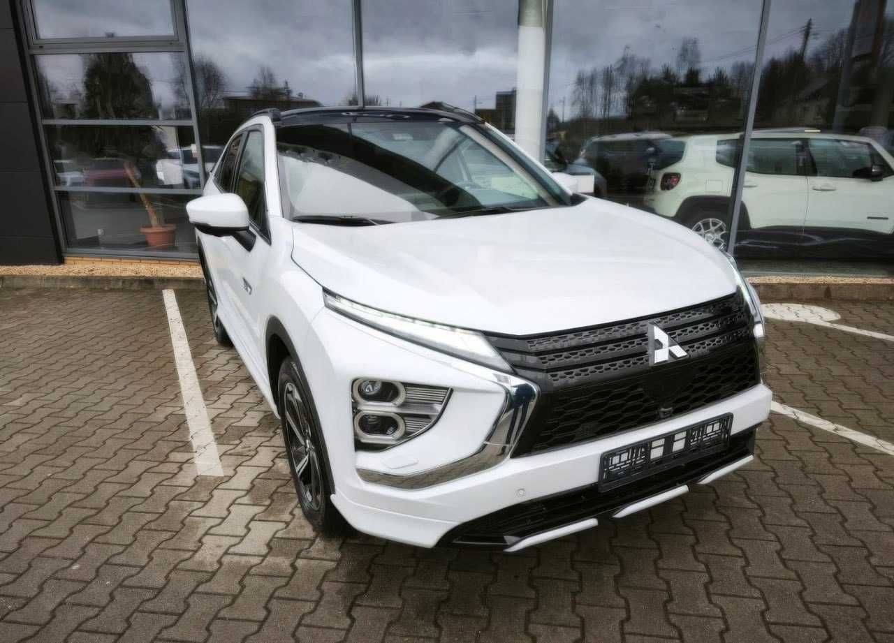 2021 Mitsubishi Eclipse Cross Plug-In Hybrid 4WD Basis