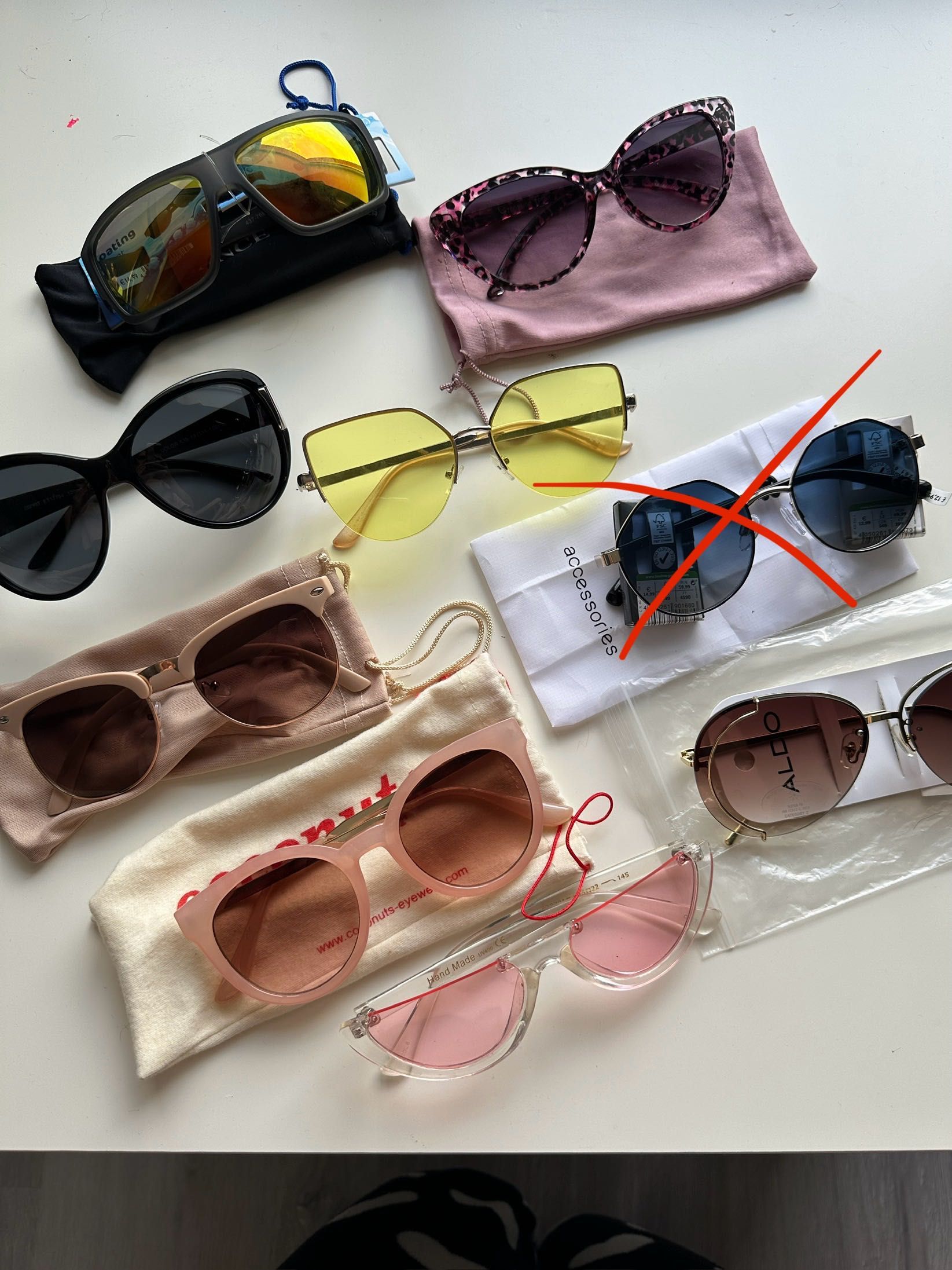 Жіночі сонячні окуляри нові