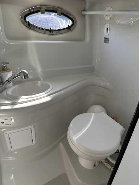 Łódź motorowa Crownline 264 CR - 2016 r | nowa cena |