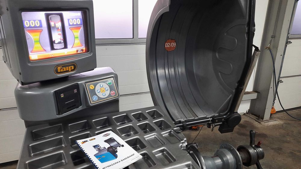 Wyważarka kół Faip 440