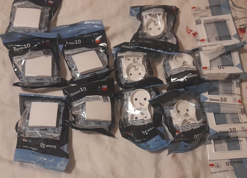 Włącznik gniazdo ramki  pojedyncze  5szt
