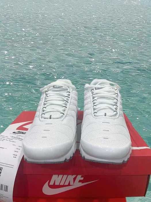 buty Espadryle NikeAirMaxTNPlusWhite Espadryle R.37.5
