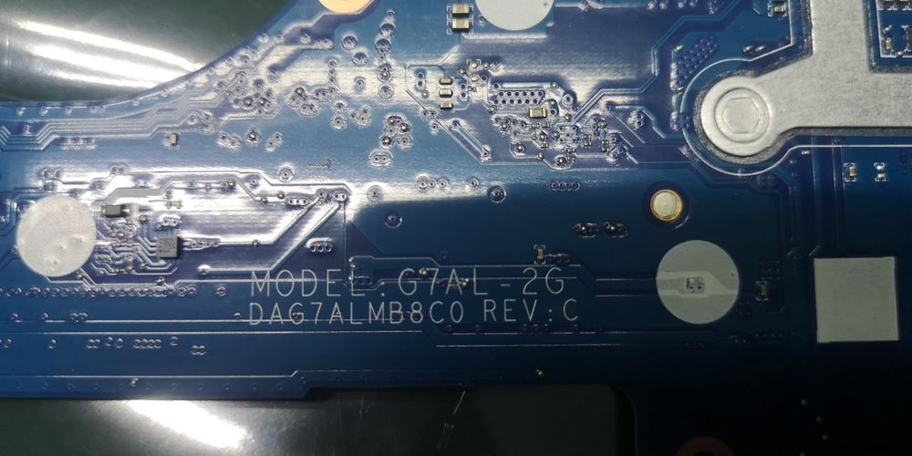 Motherboard  hp 14 cs3004np i5 2gb grafica DAG7ALMBC0 REV:C. Funcional