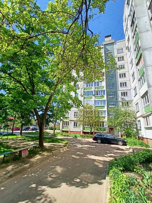 Продам 1-кімнатну квартиру 40 м2 в районі Градецького.