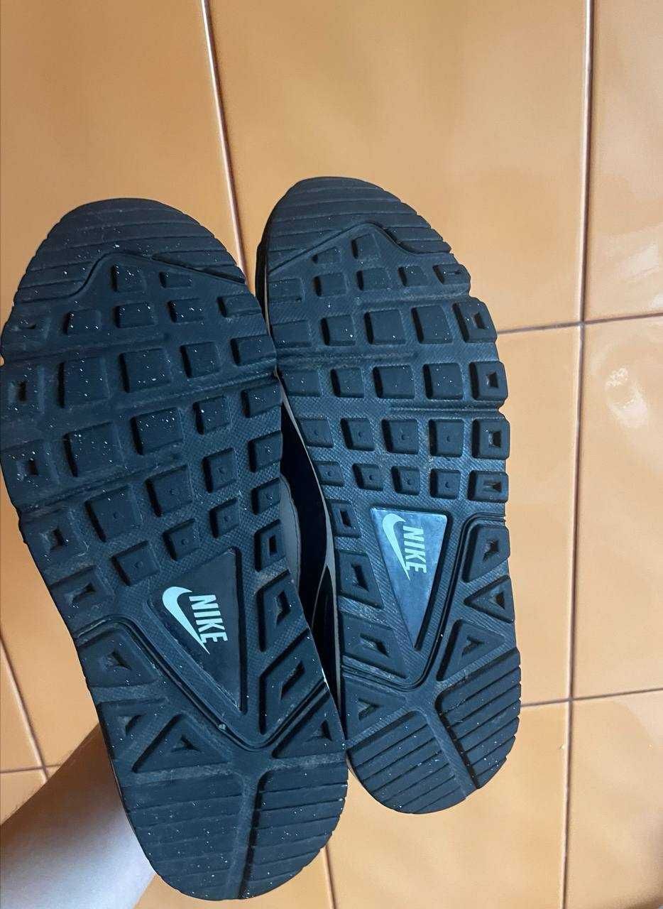 Кроссовки Nike Air Max Command 38,5 р 24,5 см