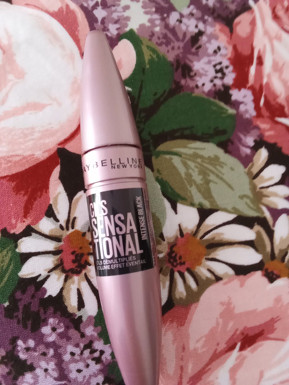 Maybelline News York Lash sensational tusz do rzęs