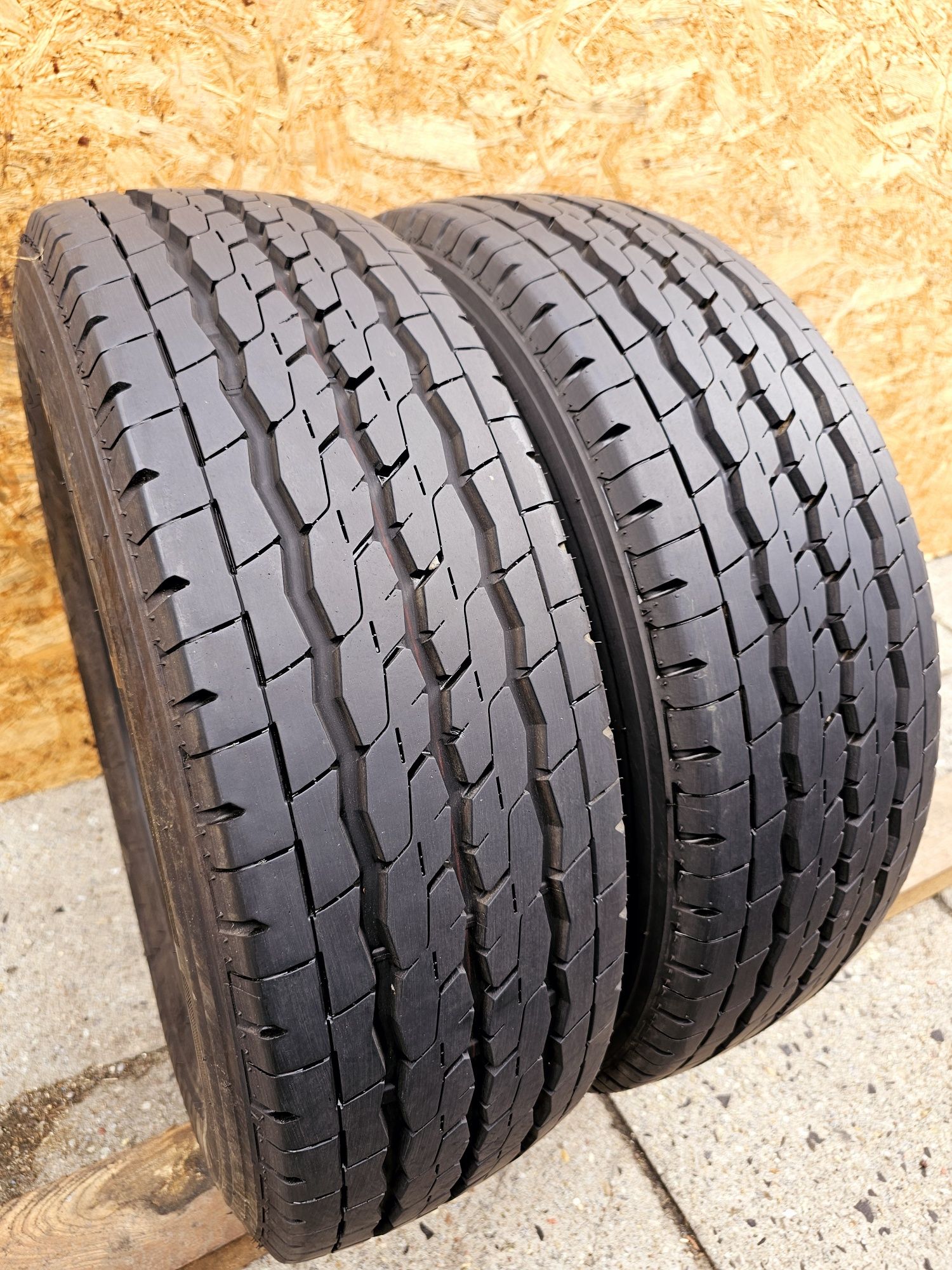 Idealne!!  8,8mm. 215/70 r15C Firestone Vanhawk 2. 4718