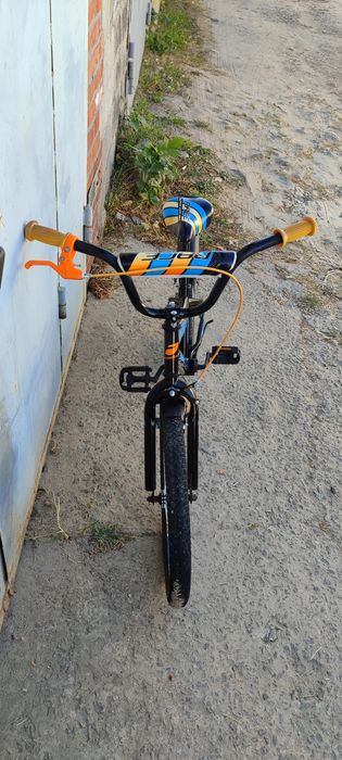 Продам деткий велосипед. Цена 1490 за 2 велосипеда