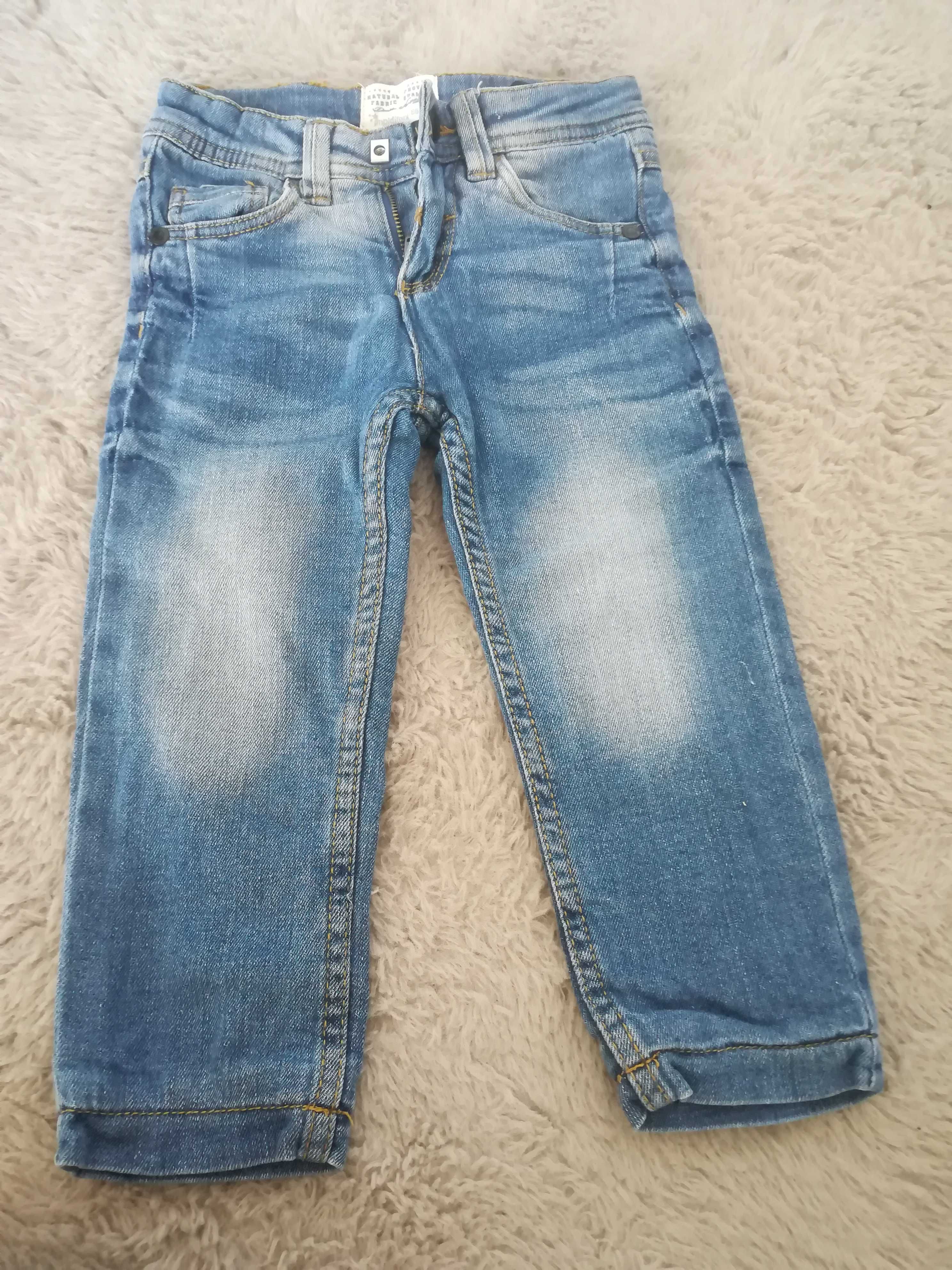 Spodnie jeansowe na podszewce 86/92