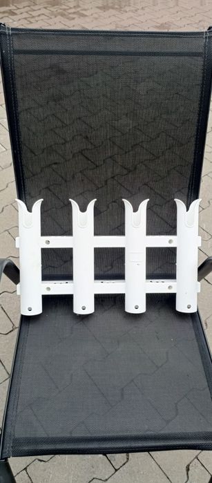 Uchwyt na ryby do łodzi