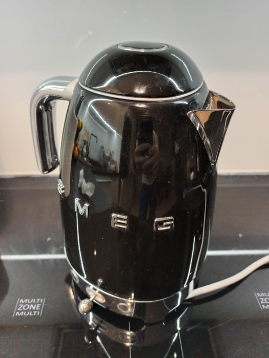 Czajnik elektryczny SMEG KLF04BLEU używany sprawny