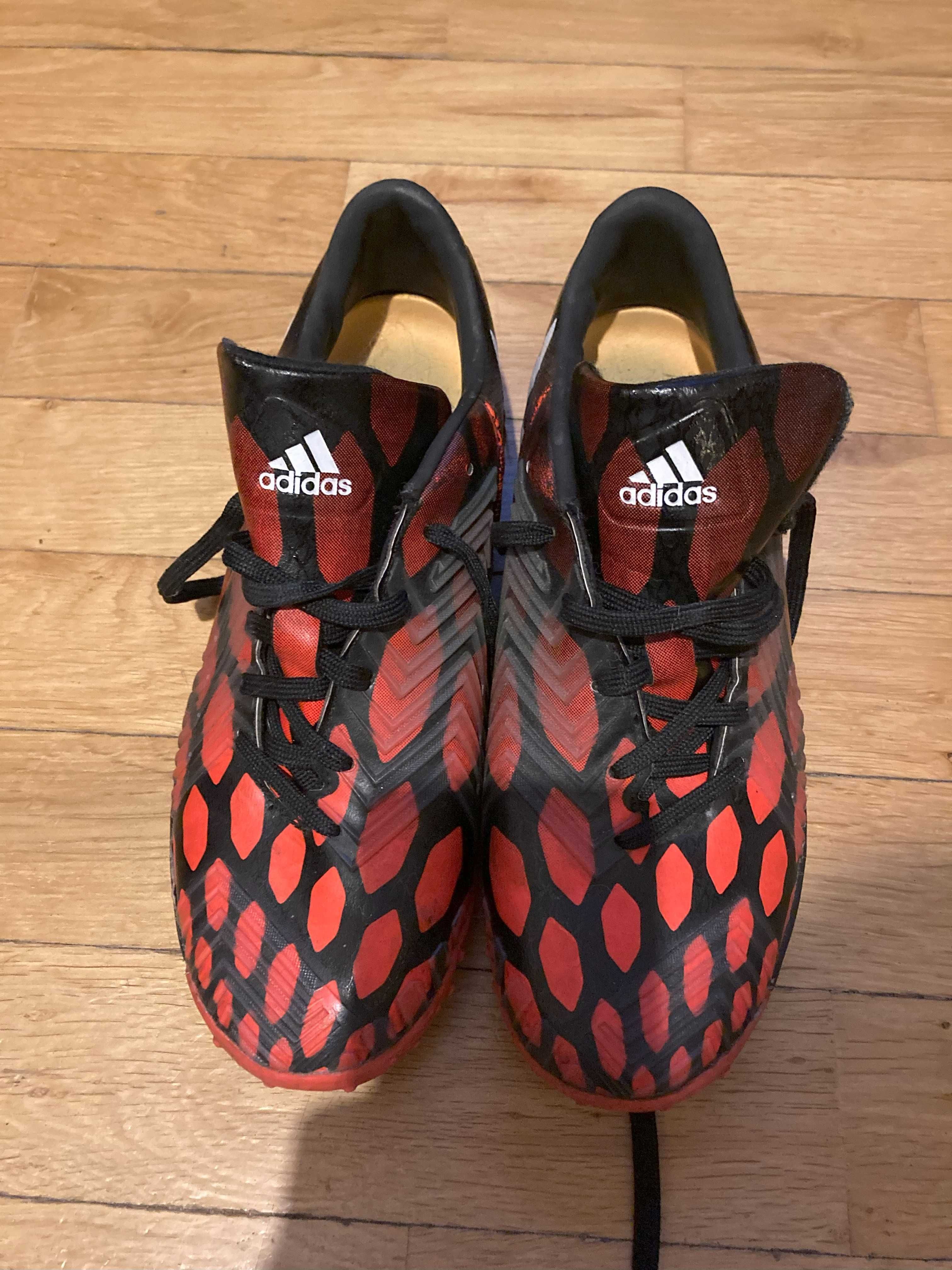 buty piłkarskie halowe adidas