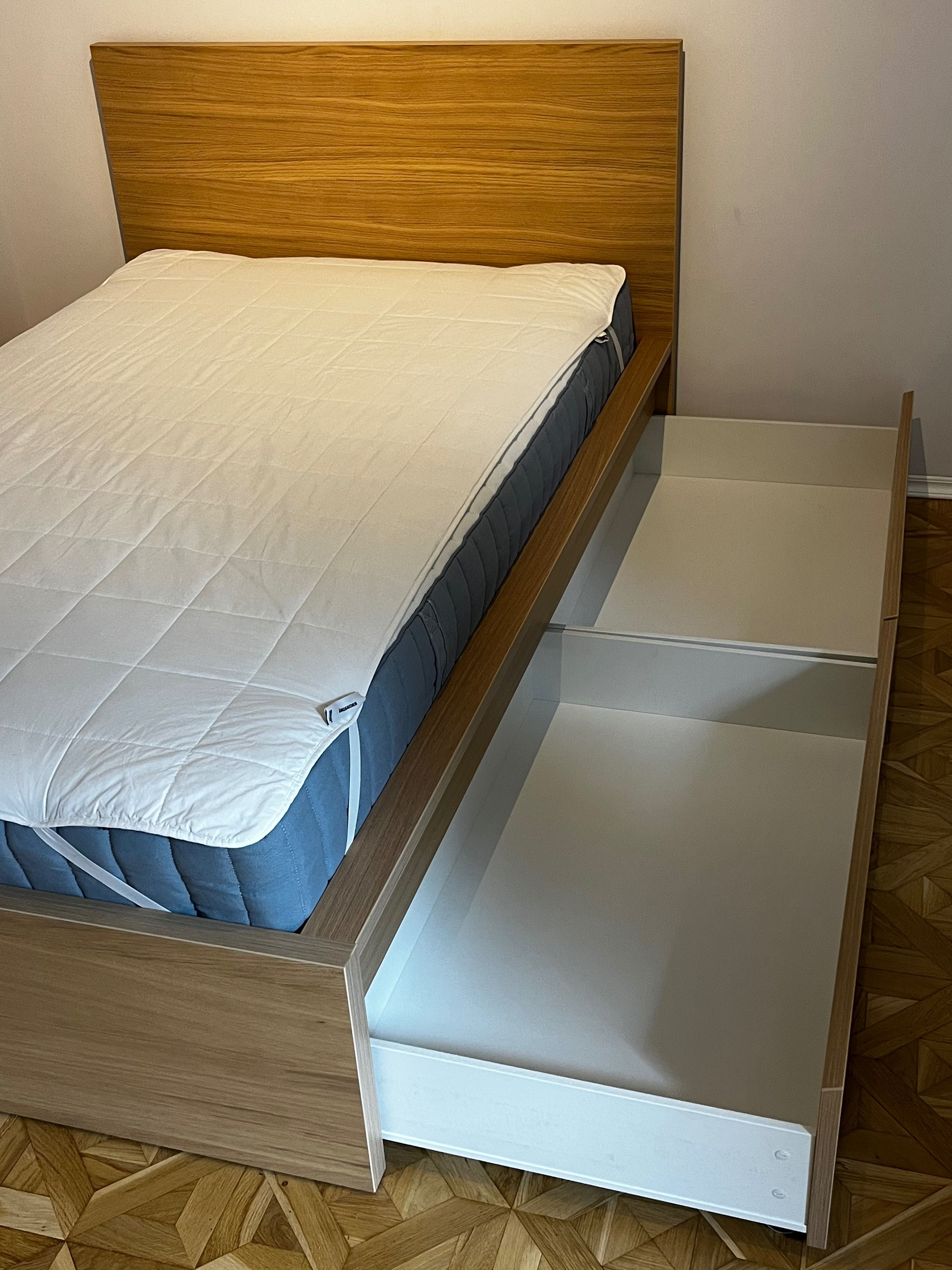ZESTAW: Rama łóżka 120x200 cm MALM + Materac w pokrowcu VALEVÅG z IKEA