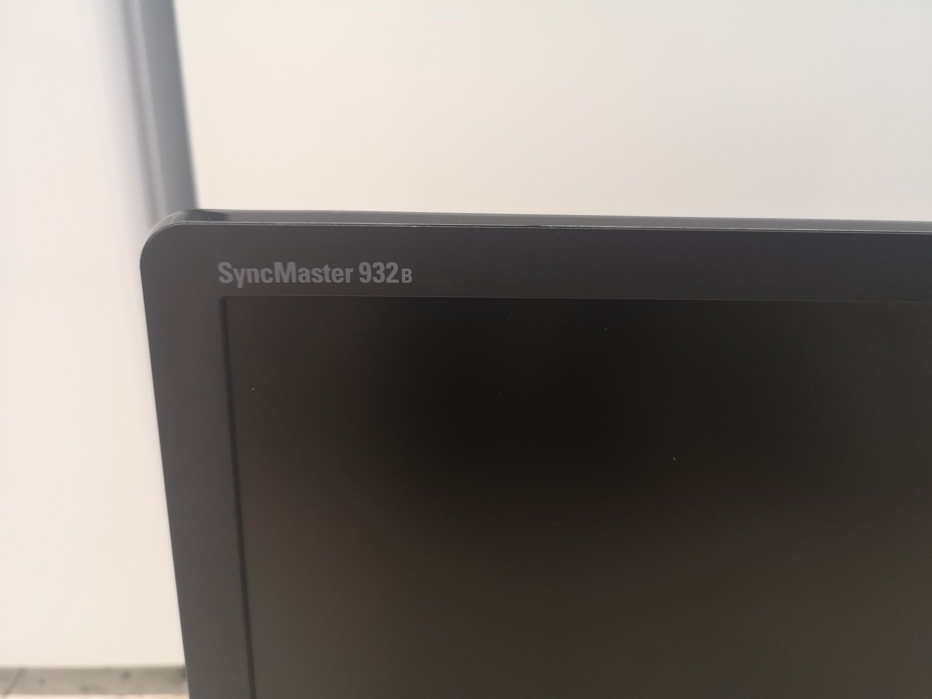 Monitor Samsung Syncmaster 932b LS19PEBSBV/EDC