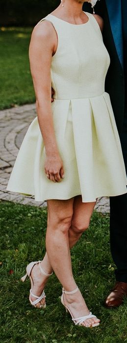 Żółta/kanarkowa sukienka na wesele EMO 36