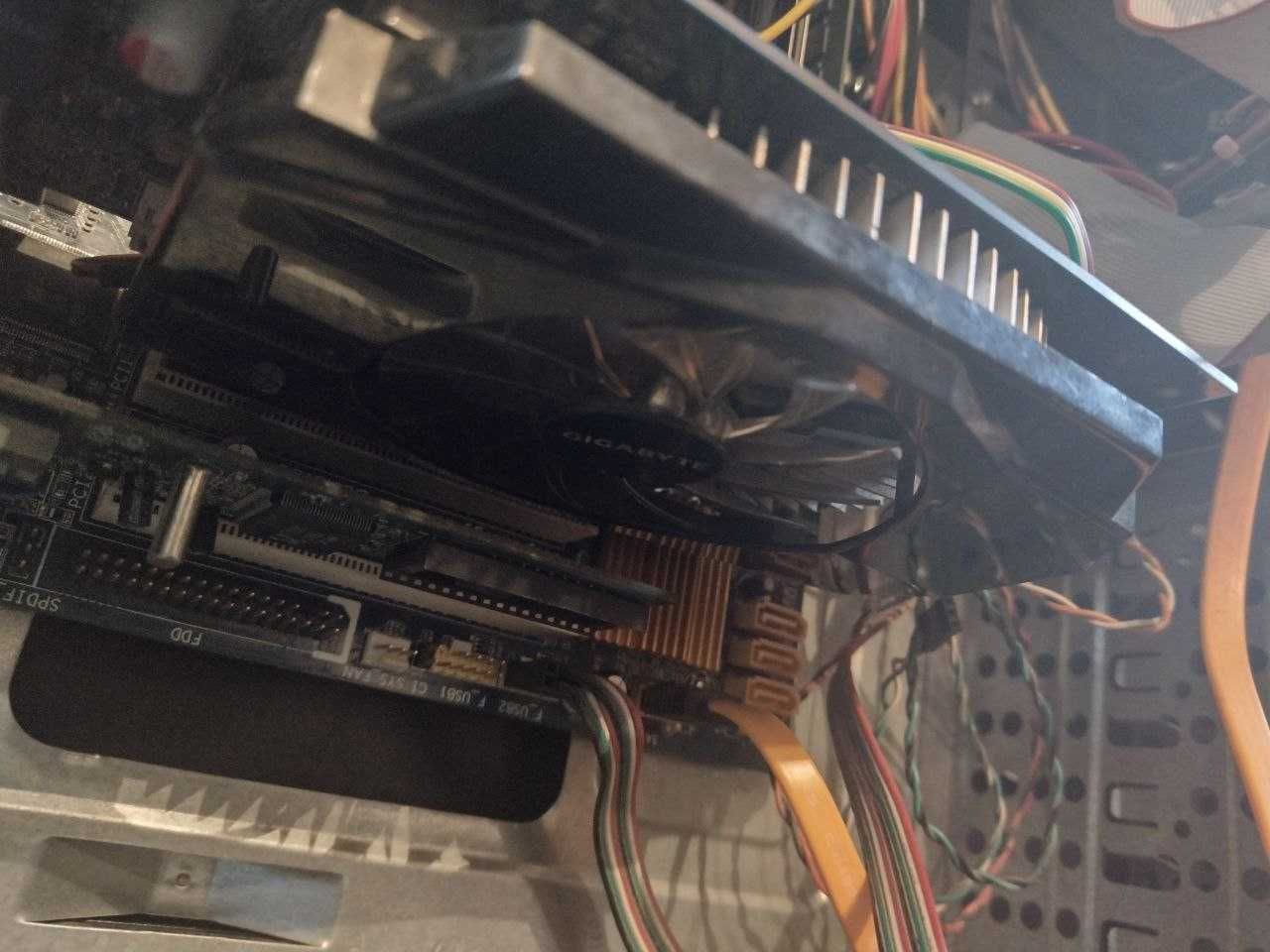 Системный блок ПК Intel CORE 2 Duo Nvidia GeForce 210 + 4Гб  320Gb SSD