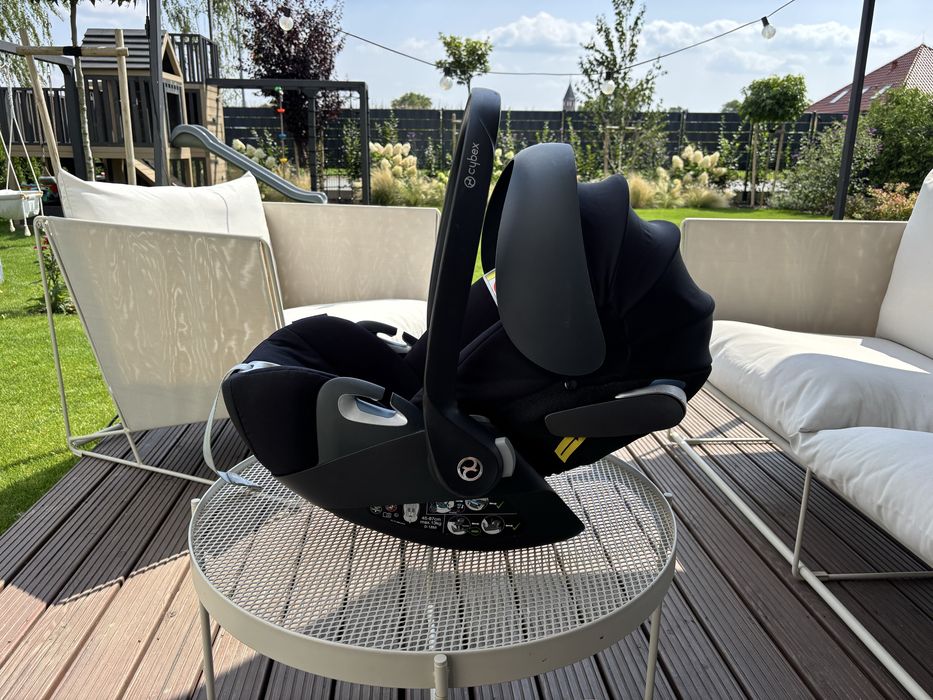 Cybex Cloud Z i-Size Czarny/Deep Black