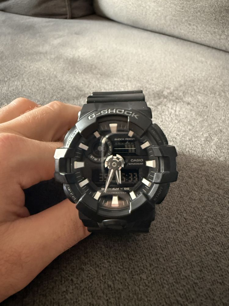 Zegarek G-SHOCK GA-700