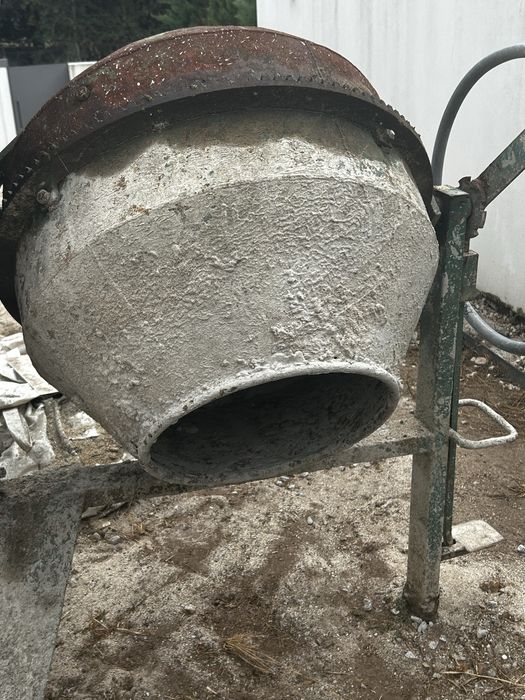 Betoneira usada