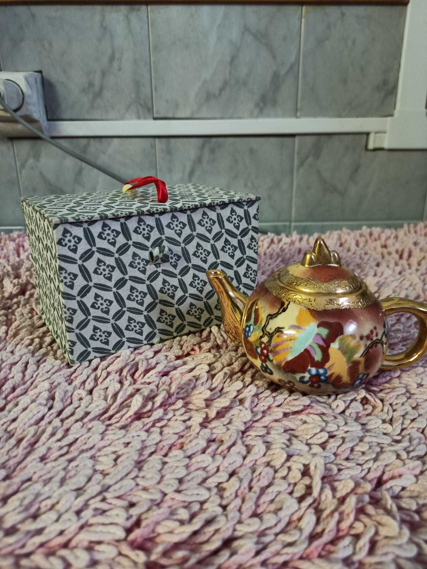Bule decorativo novo