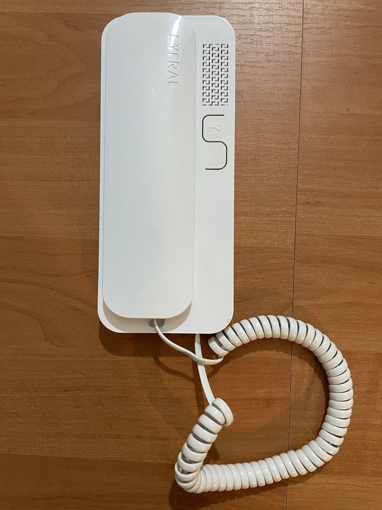Domofon Unifon Wieloprzewodowy Cyfral Smart 5P Biały