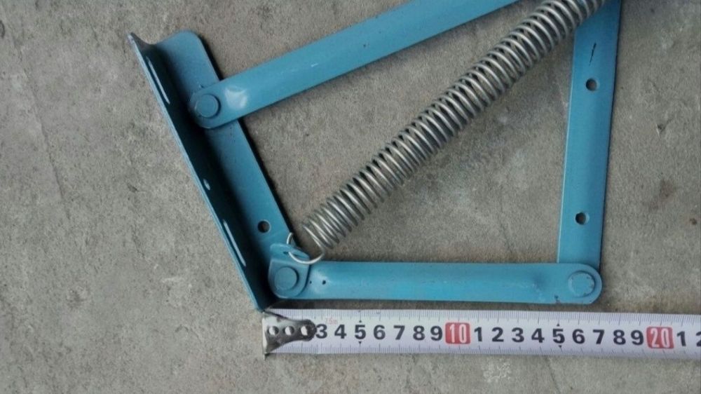 Механизм для откидных кроватей.