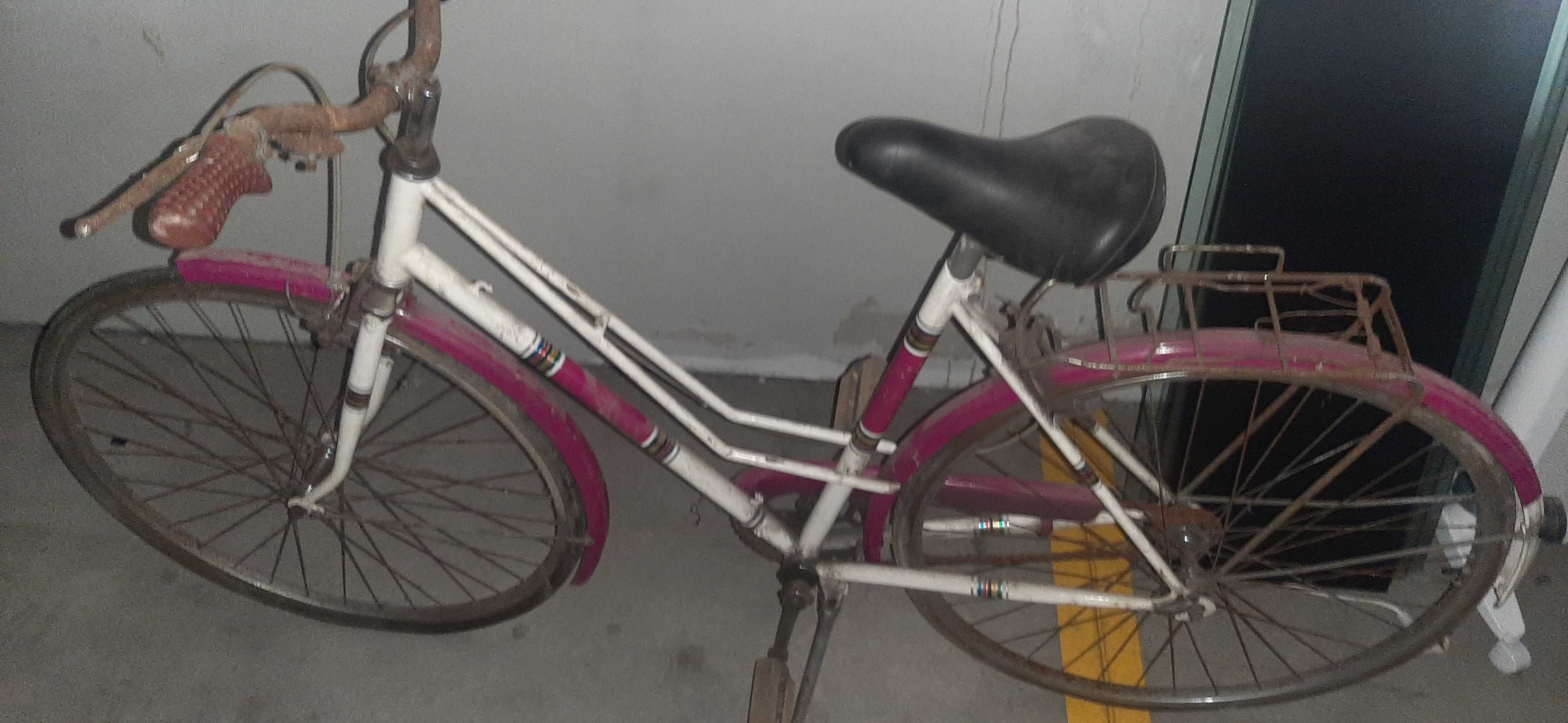 Bicicleta de senhora vintage