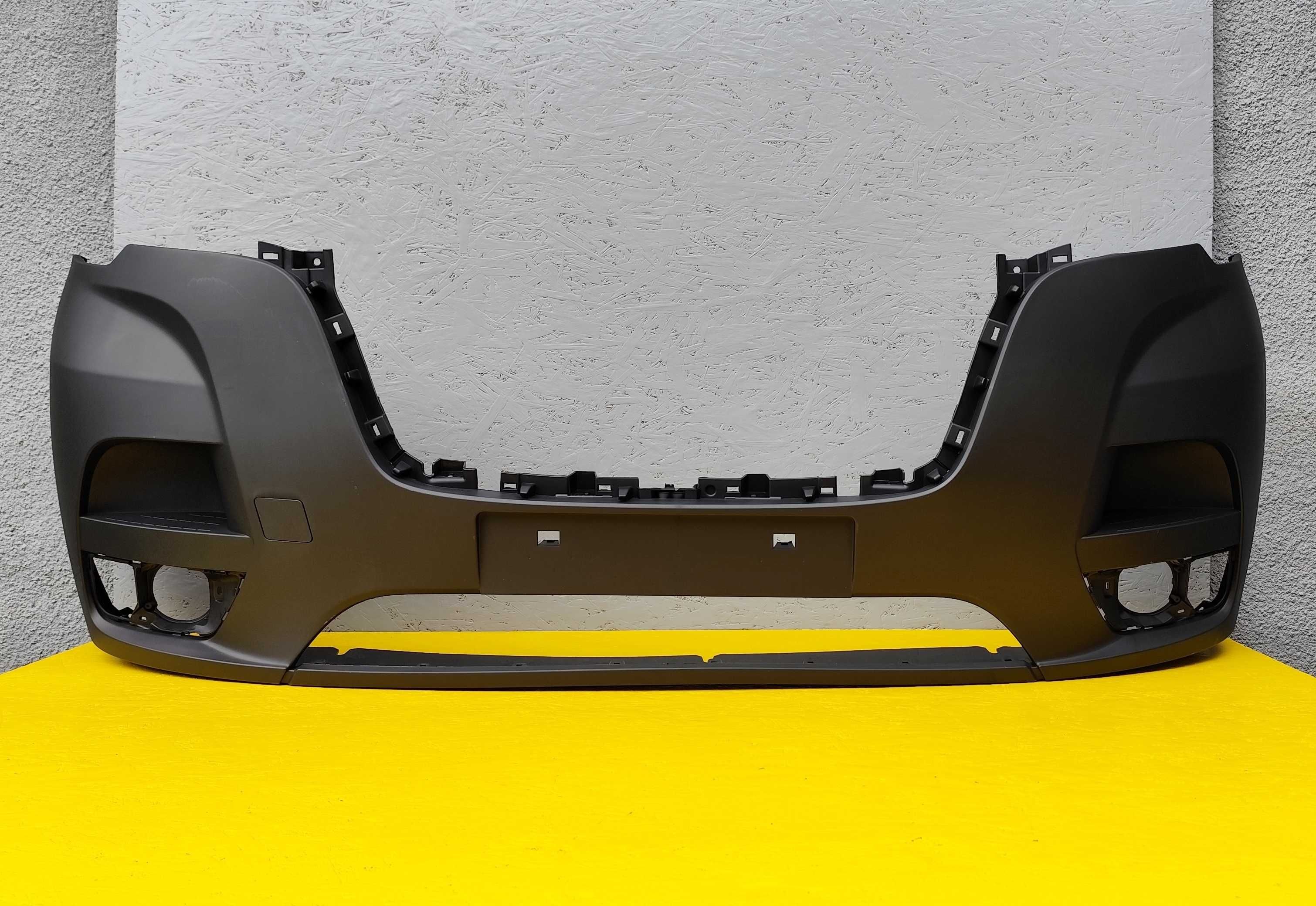 Бампер задний на Renault Master Рено Мастер 19-24р