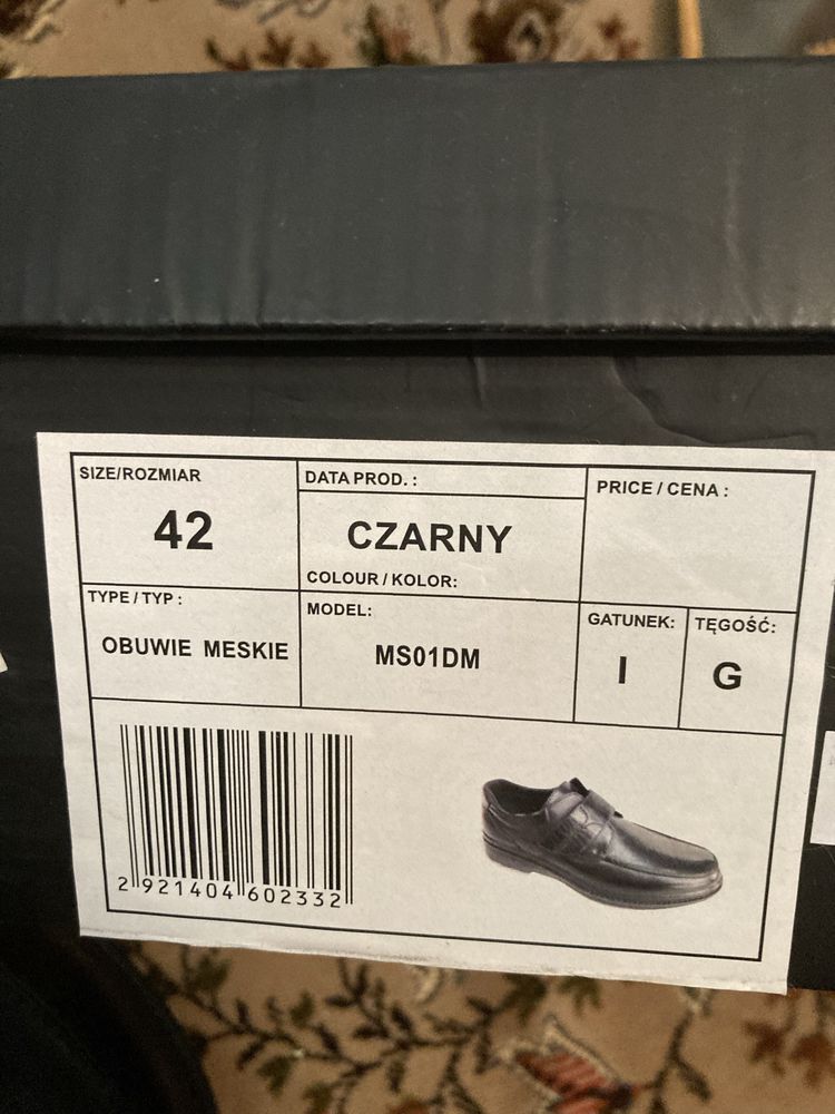 Buty męskie czarne firmy Nowacki ze skóry ekologicznej