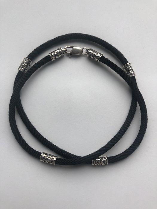 Кулоны с разными камнями