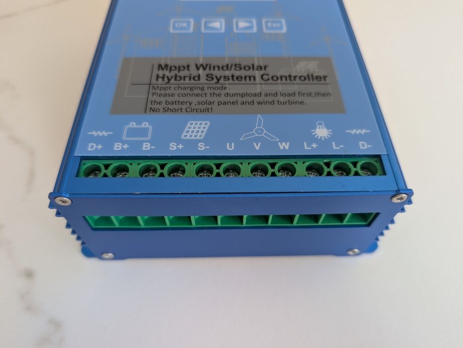 Sterownik regulator ładowania turbiny wiatrowej i paneli 2kW 24V 48V