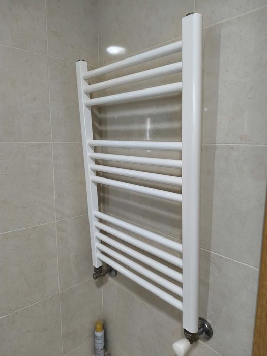 2 Toalheiros radiadores para aquecimento central branco