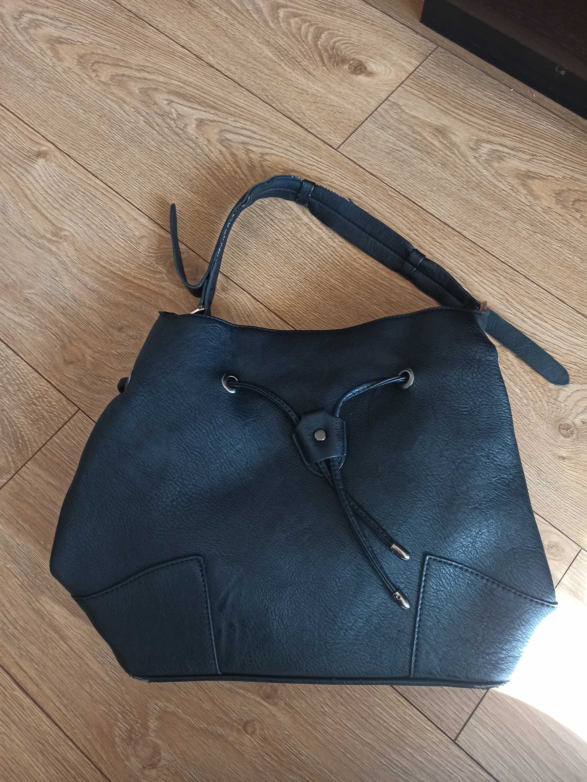 Torebka czarna Shopper